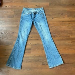 Levi’s Vintage Low rise 518s size 3